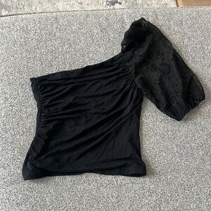 Heartloom One shoulder top